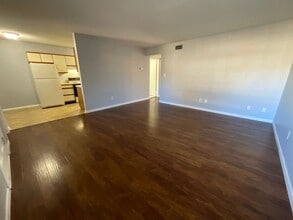 3830 Country Club Rd in Winston-Salem, NC - Building Photo - Building Photo