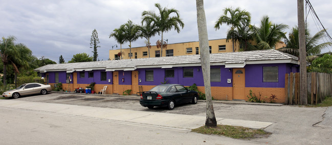 2919 Broadway in West Palm Beach, FL - Foto de edificio - Building Photo