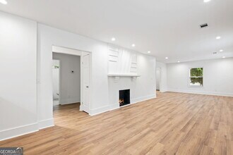 636 Francis Pl NW in Atlanta, GA - Building Photo - Building Photo