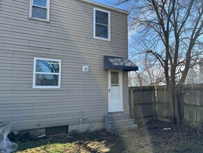 3758 Palm Ave in Lorain, OH - Building Photo - Building Photo