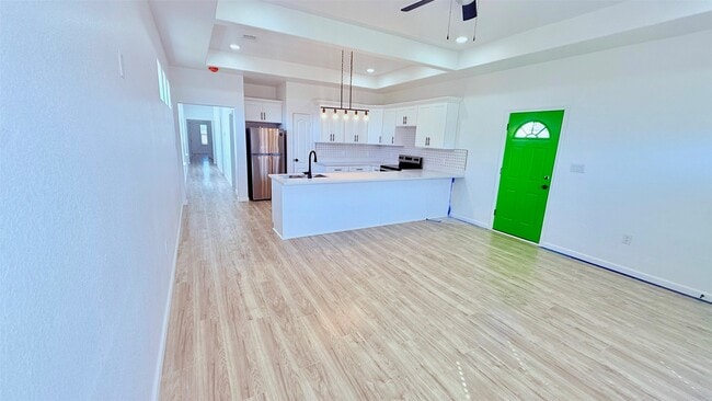 property at 7018-5914 02