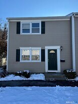 855 Black Rock Tpke in Fairfield, CT - Building Photo