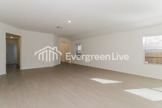 1113 Nesting Bird Dr in Georgetown, TX - Building Photo - Building Photo