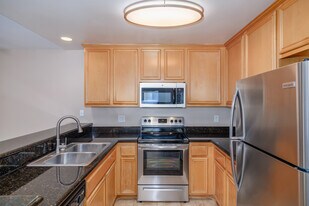 The Cove at Bear Valley in Escondido, CA - Building Photo