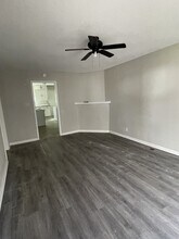 1851 S Grove St in Wichita, KS - Building Photo - Building Photo