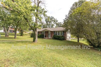 2344 Alice Bell Rd in Knoxville, TN - Building Photo - Building Photo