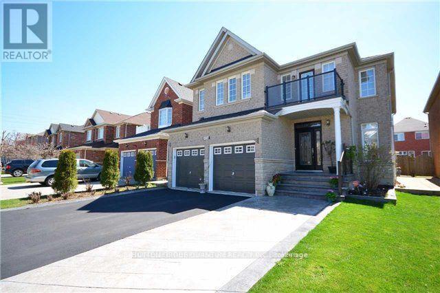 3036 Hawktail Crescent in Mississauga, ON - Building Photo - Building Photo