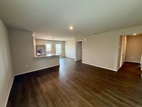 7623 Stud Dr in Elmendorf, TX - Building Photo - Building Photo