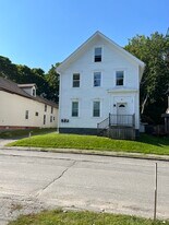 16 Bower St, Unit #3 split lvl one bedroom in Bangor, ME - Building Photo