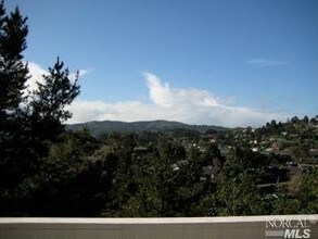 26 Circle in Tiburon, CA - Foto de edificio - Other