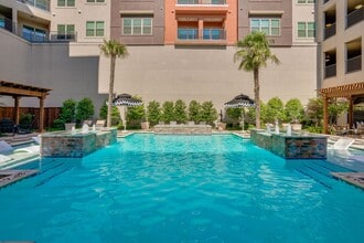 Bottle House on Main in Fort Worth, TX - Building Photo - Building Photo