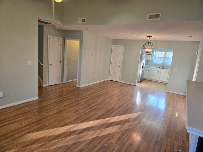 property at 5006 Silhouette Dr