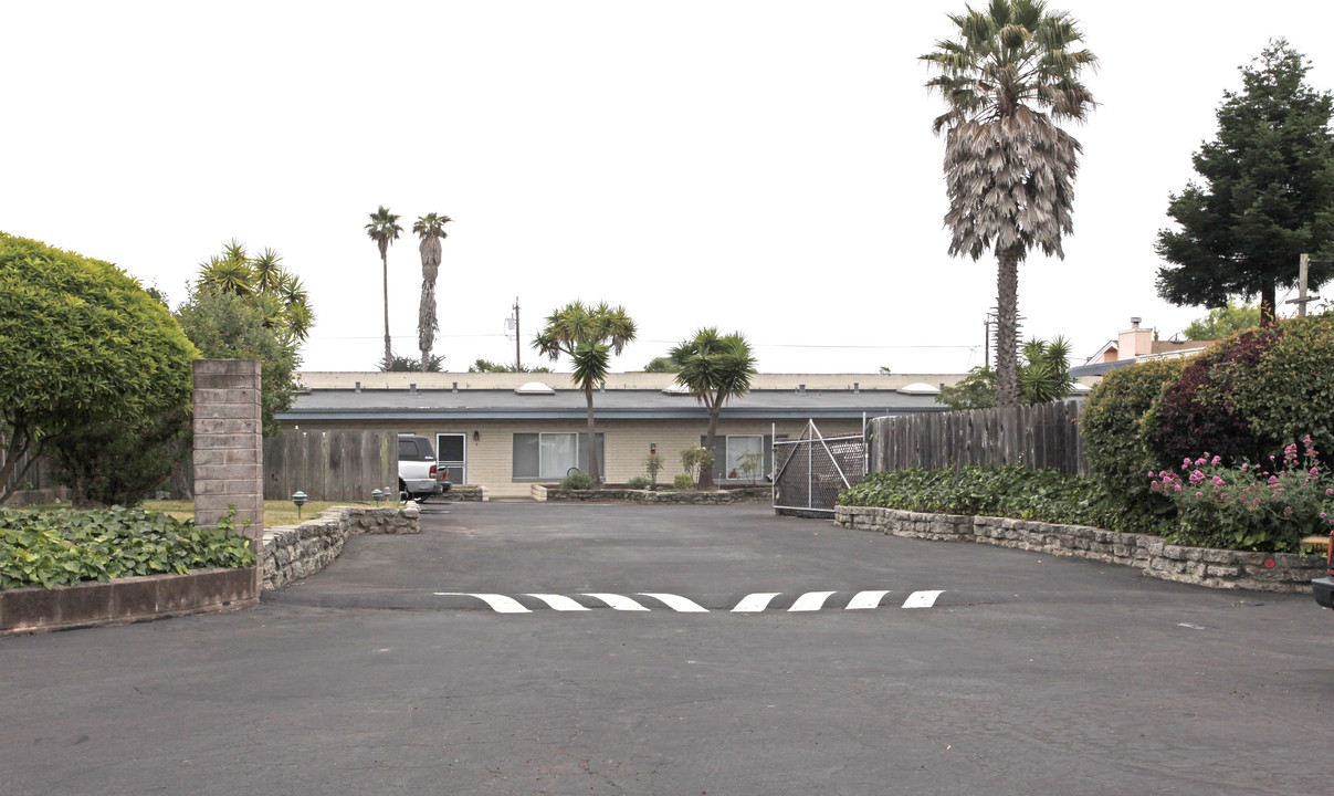 1910 Brommer St in Santa Cruz, CA - Foto de edificio