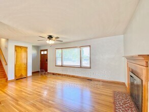 137 Tanglewood Dr in Hampton, VA - Building Photo - Building Photo
