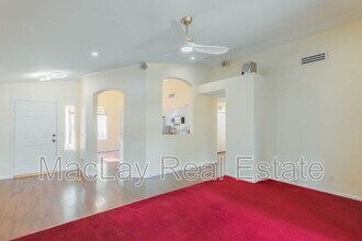 1157 N Sunnyvale Ave in Gilbert, AZ - Building Photo - Building Photo