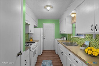1410 Stephen St in Killeen, TX - Building Photo - Building Photo