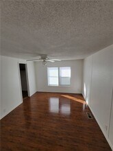 804 Yaupon Dr in Caldwell, TX - Building Photo - Building Photo