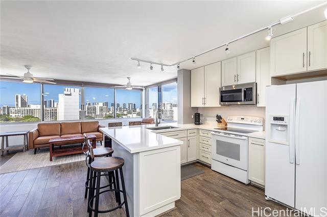 property at 1545 Nehoa St