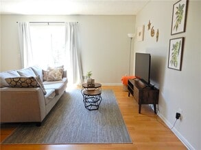 597 French Rd in Rochester, NY - Building Photo - Building Photo
