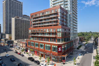 Whitehaus Condominiums in Toronto, ON - Building Photo - Building Photo