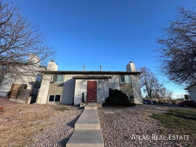 property at 1825 Zebulon Dr