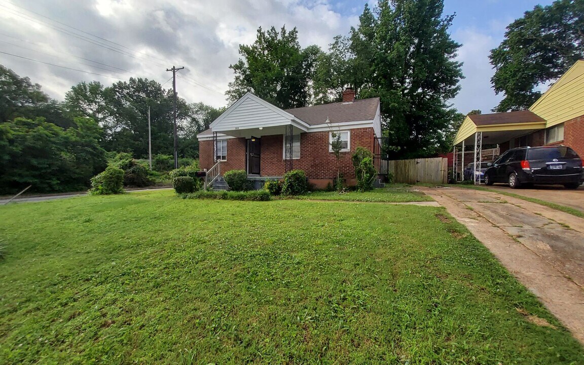2031 Quinn Ave in Memphis, TN - Building Photo