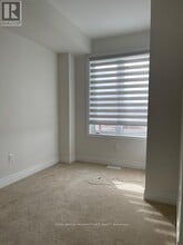 3315 Sixth Line in Oakville, ON - Building Photo - Building Photo