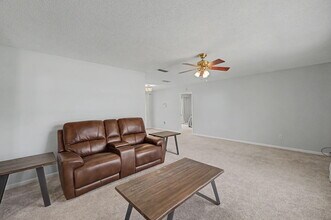 852 Twin Lakes Dr in Defuniak Springs, FL - Building Photo - Building Photo