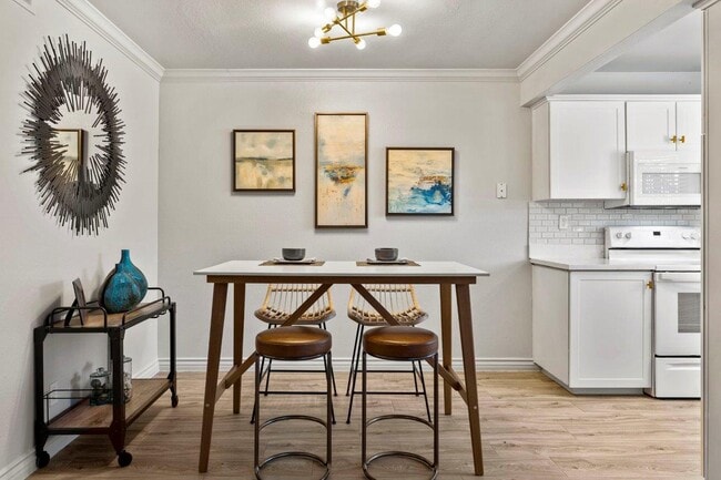 Ascent on Steamboat in Reno, NV - Foto de edificio - Building Photo