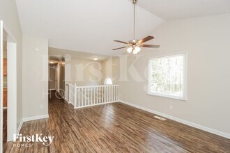 216 Silverthorne Pass in Douglasville, GA - Building Photo - Building Photo