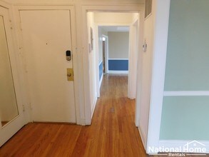 3702 W Wrightwood Ave-Unit -1 in Chicago, IL - Building Photo - Building Photo