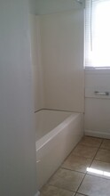 733 Trollingwood Hawfields Rd in Mebane, NC - Building Photo - Building Photo
