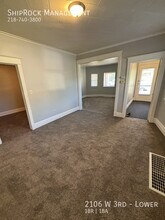 2106 W 3rd St in Duluth, MN - Building Photo - Building Photo
