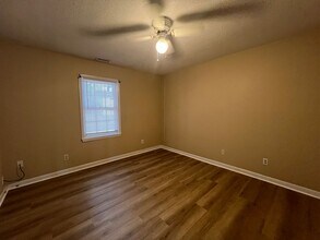 6458 Easthampton Rd in Fayetteville, NC - Building Photo - Building Photo