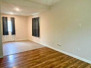 455 Lincolnshire Dr in San Antonio, TX - Building Photo - Building Photo