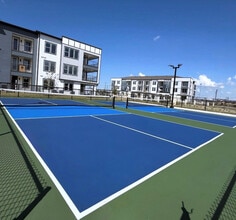 Trinity Sherman in Sherman, TX - Foto de edificio - Building Photo