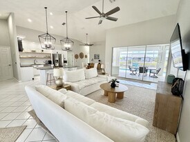 236 SW 47th St in Cape Coral, FL - Building Photo