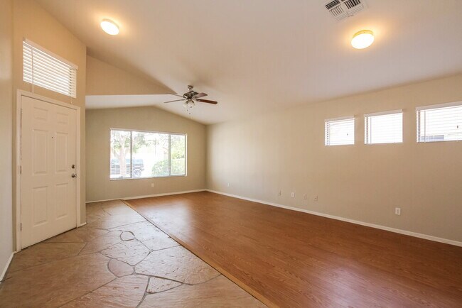 11232 W Ruth Ave in Peoria, AZ - Building Photo - Building Photo