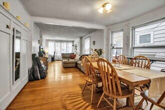 492 Woodward Ave, Unit 1 in Buffalo, NY - Building Photo - Building Photo