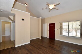 1907 Lisa Ln in San Marcos, TX - Building Photo - Building Photo