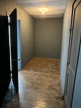 5563 Hall Ave in Corpus Christi, TX - Foto de edificio - Building Photo