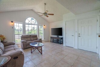 1050 Crystal P Way in Delray Beach, FL - Building Photo - Building Photo