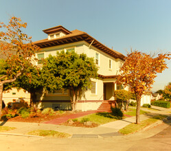 2629 Eagle Ave in Alameda, CA - Building Photo - Building Photo