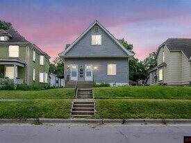 315 W Pleasant St, Unit C in Mankato, MN - Building Photo