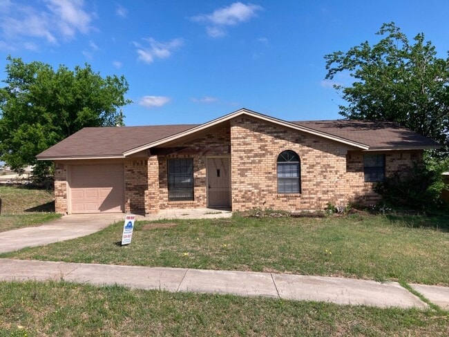 property at 839 Michelle Dr