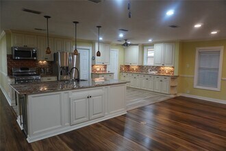 7506 Dearborn St in Houston, TX - Building Photo - Building Photo