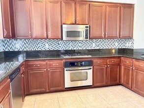 130 Via Sovana Via in Santee, CA - Building Photo - Building Photo