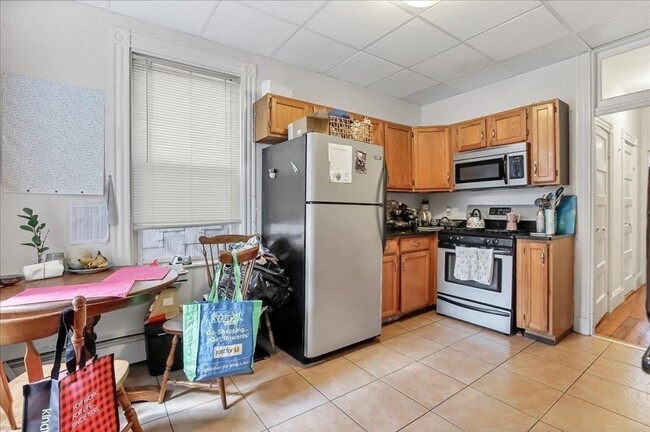 12 Bynner St, Unit #1 in Boston, MA - Foto de edificio - Building Photo