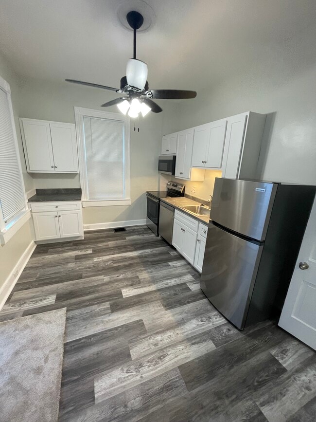 property at 1418 N 3rd St