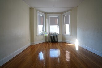 1175 Boylston St in Boston, MA - Foto de edificio - Building Photo